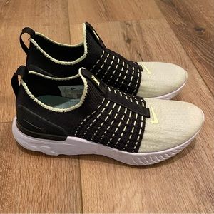 Nike React Phantom Run Flyknit 2